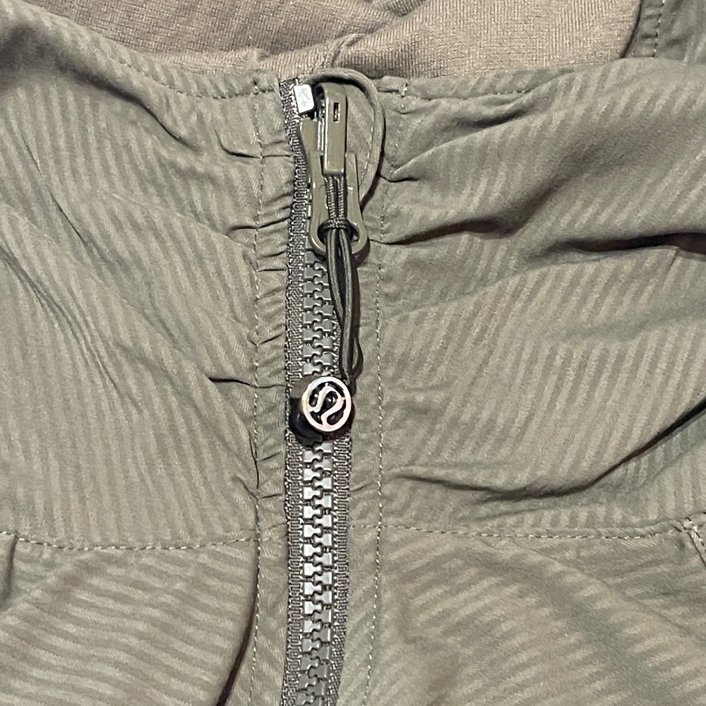 Lululemon In Flux Reversible Jacket Hoodie - Picture 7 of 12